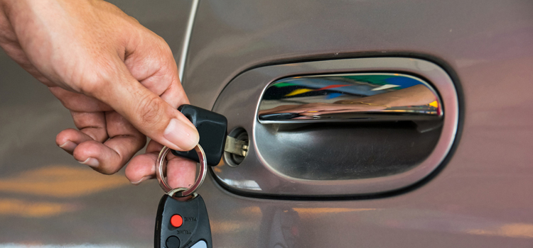 Car door lock repair in Pomona
